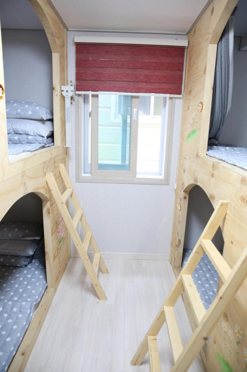 Coco Capsule Guesthouse Ciudad Metropolitana de Ciudad Metropolitana de Busan Exterior foto