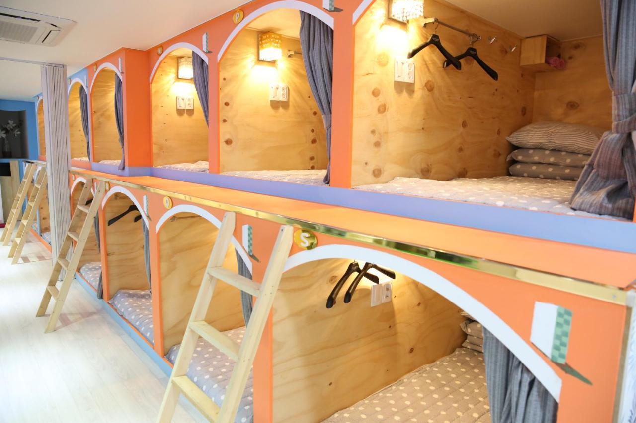 Coco Capsule Guesthouse Ciudad Metropolitana de Ciudad Metropolitana de Busan Exterior foto